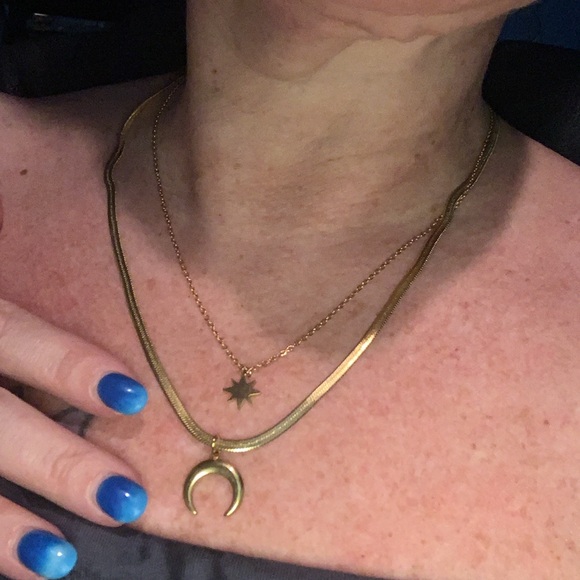 Sun and moon goldtone adjustable necklace - Picture 3 of 6